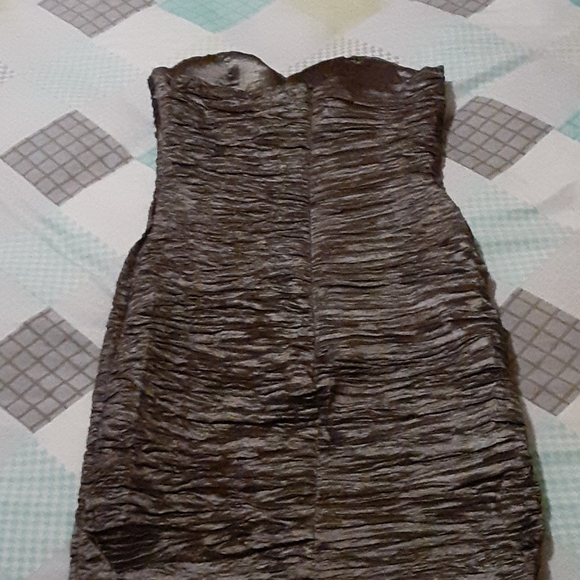 Dress - Picture 4 of 6